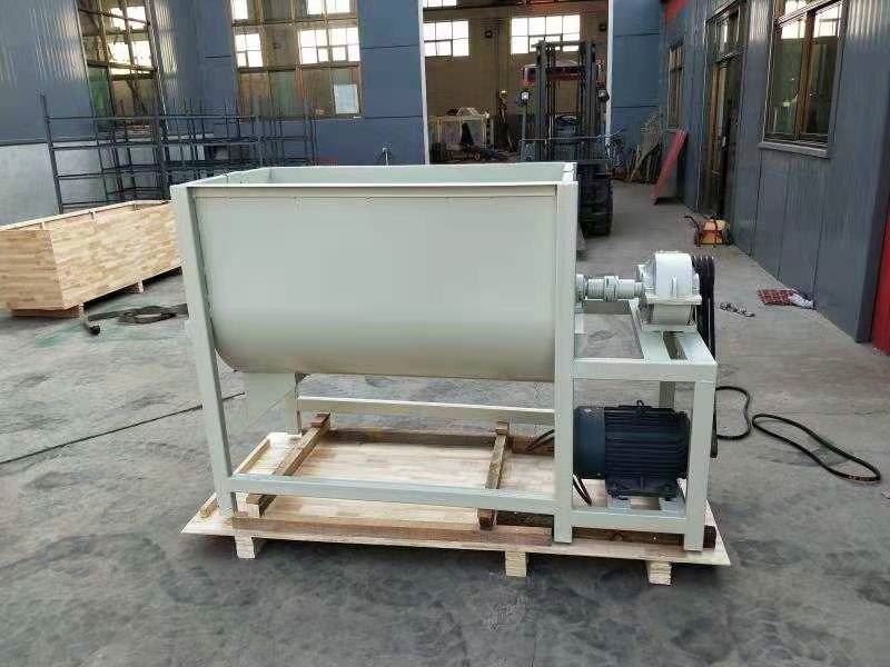 poultry feed mixing machine