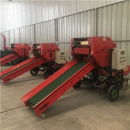 Balpressmaskin för gräsensilage